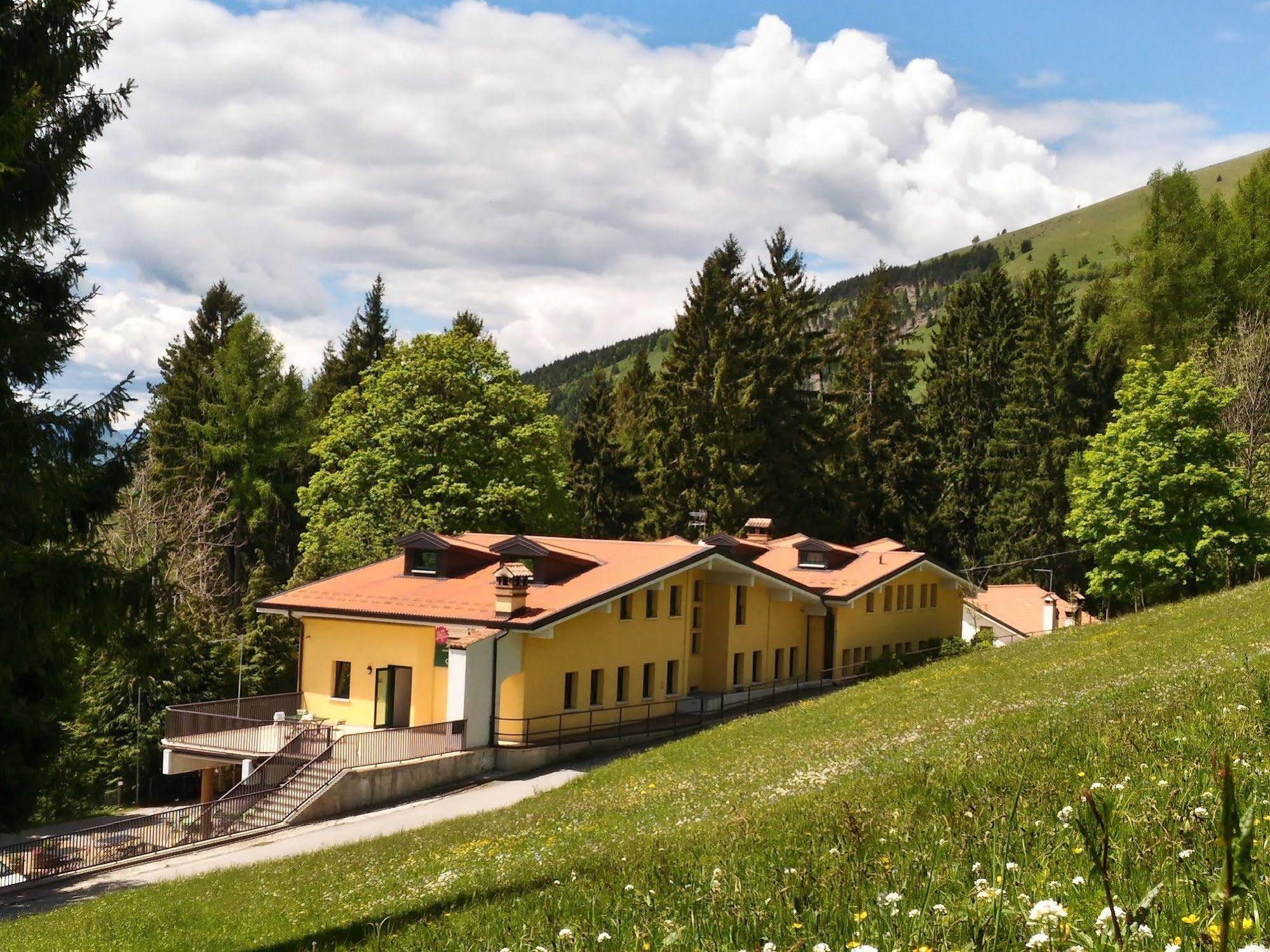 Residence Miravalle & Stella Alpina Вальдобб'ядене Екстер'єр фото